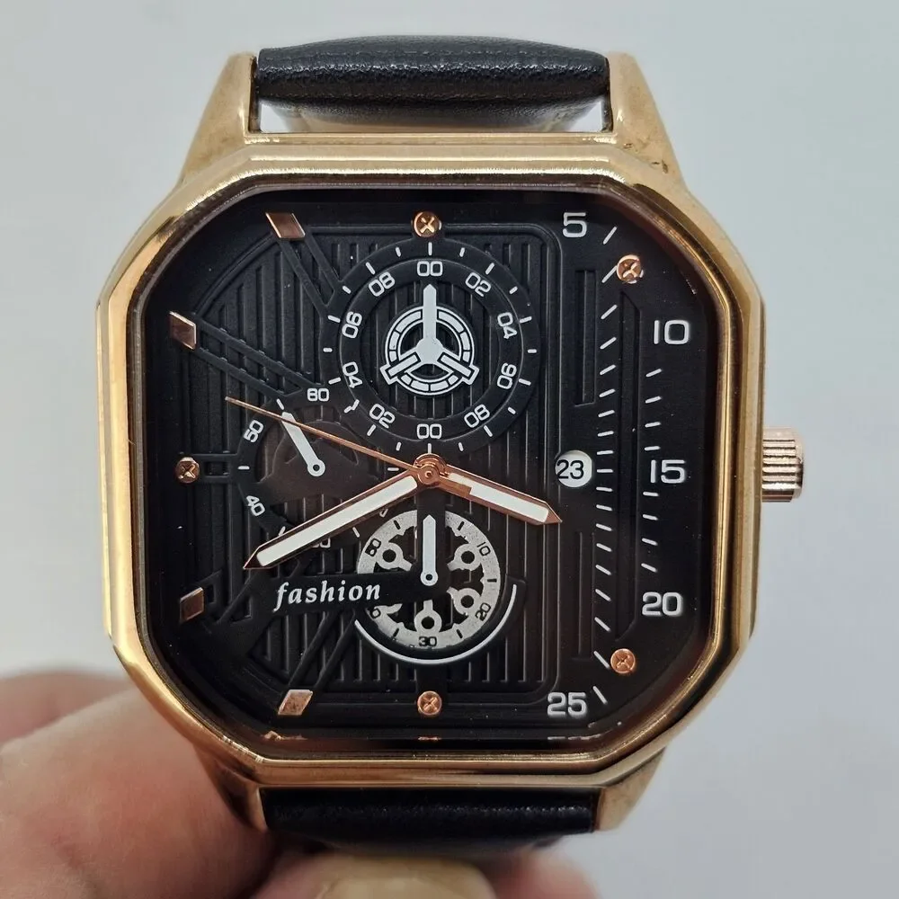 Men's Watch 42MM Black Dial‎ Gold Case Black Leather Band Straps Date Indicator